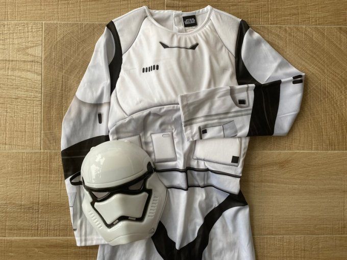 Déguisement Stormtrooper Star Wars 9/10 ans d'occasion