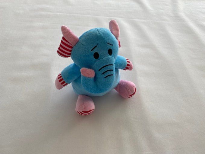 Doudou éléphant bleu, rose et rayé rouge et blanc GMBH d'occasion