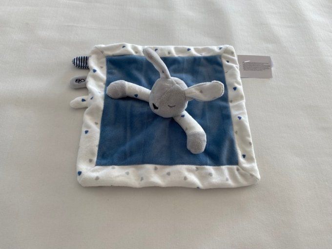 Doudou plat lapin bleu blanc coeurs Obaibi - Article Neuf