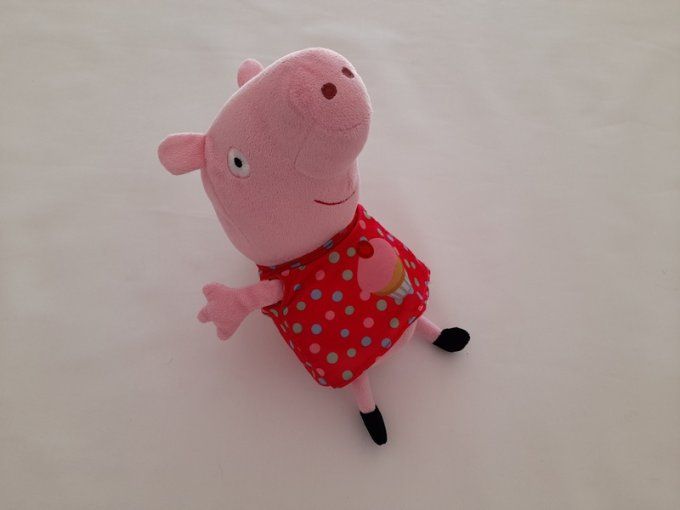 Peluche Peppa Pig gateau 26 cm Play By Play d'occasion