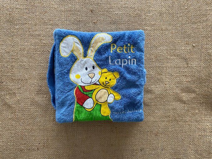 Livre tissu Petit Lapin Succès du Livre d'occasion