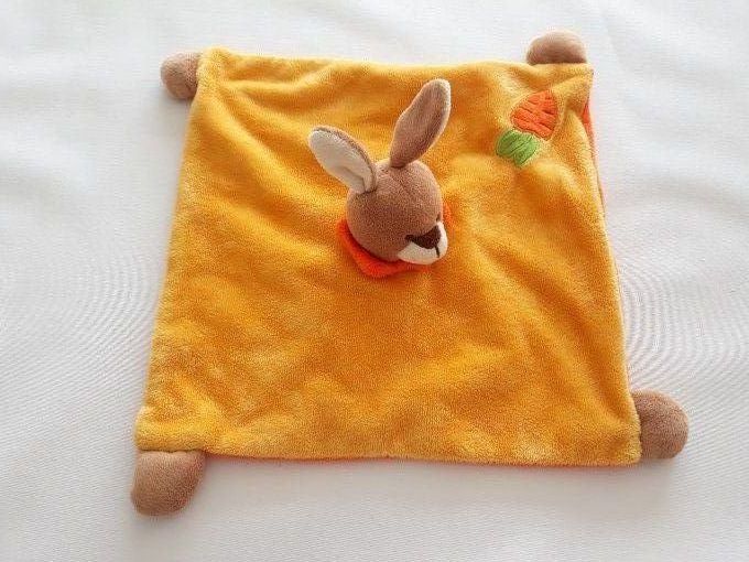 Doudou plat lapin orange jaune carotte Soft Friends d'occasion